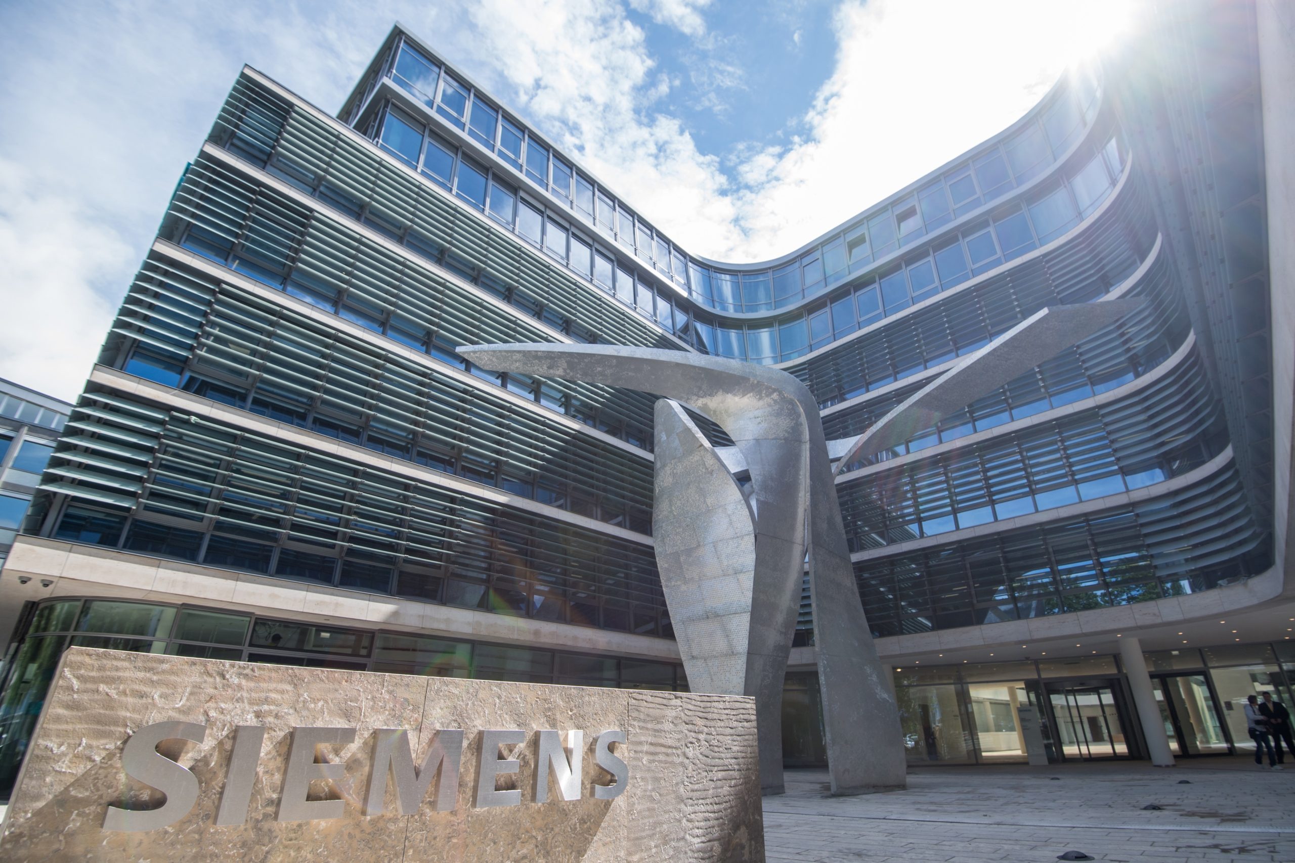 Siemens’ten başarılı ikinci çeyrek