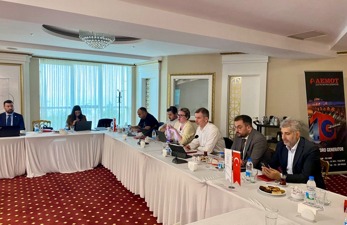 TÜREB YÖNETİMİ AKSARAY’DA ÖNEMLİ ZİYARETLER GERÇEKLEŞTİRDİ